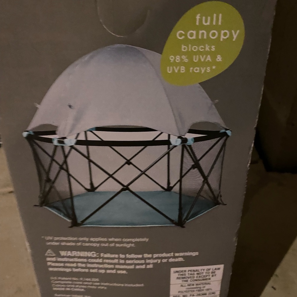 Pop and play deluxe tent for babies and toddlers. Brand new with tags & receipt
